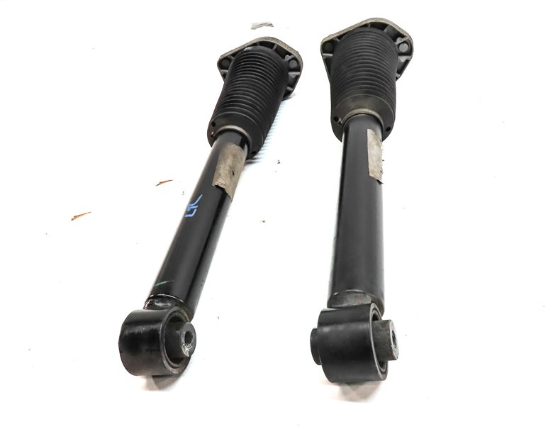 Thumbnail 3: 2017 LAND ROVER DISCOVERY (L462) AWD REAR STANDARD SUSPENSION SHOCK STRUT SET/2