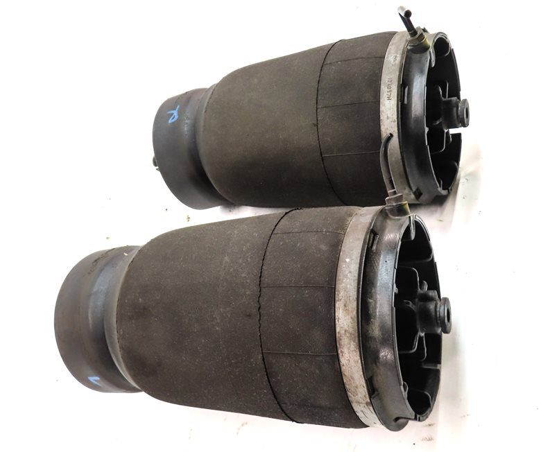 Thumbnail 6: 2017-2021 LAND ROVER DISCOVERY (L462) REAR AIR SUSPENSION SPRING BAG SET/2