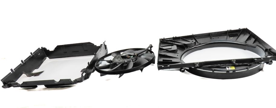 Thumbnail 2: 17-22 ROVER SPORT DEFENDER DISCOVERY RADIATOR COOLING FAN w/ SHROUD SUPPORT
