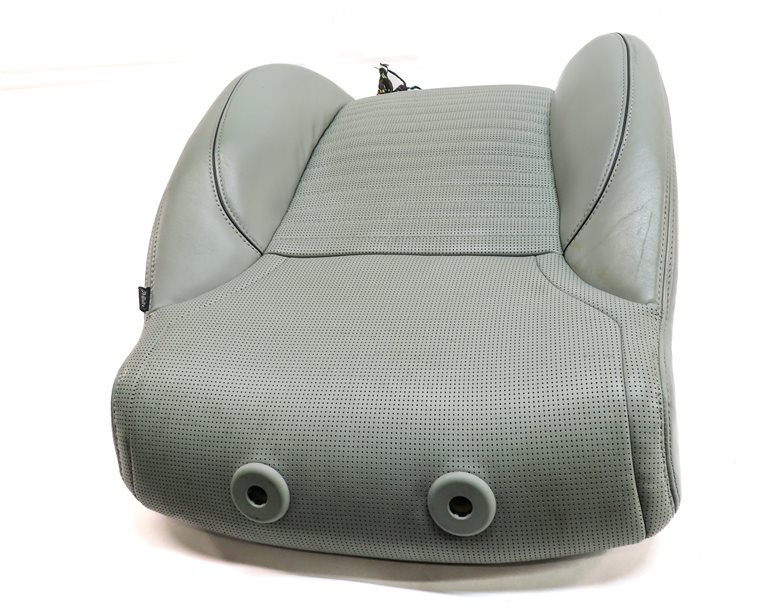 Thumbnail 6: 17-20 ROVER DISCOVERY L462 FRONT LEFT HEATED UPPER MEMORY SEAT BACK (Glacier)
