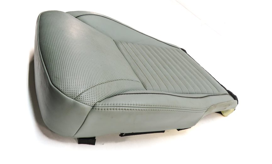 Thumbnail 3: 17-20 ROVER DISCOVERY L462 FRONT RIGHT LOWER HEATED MEMORY SEAT CUSHION(Glacier)