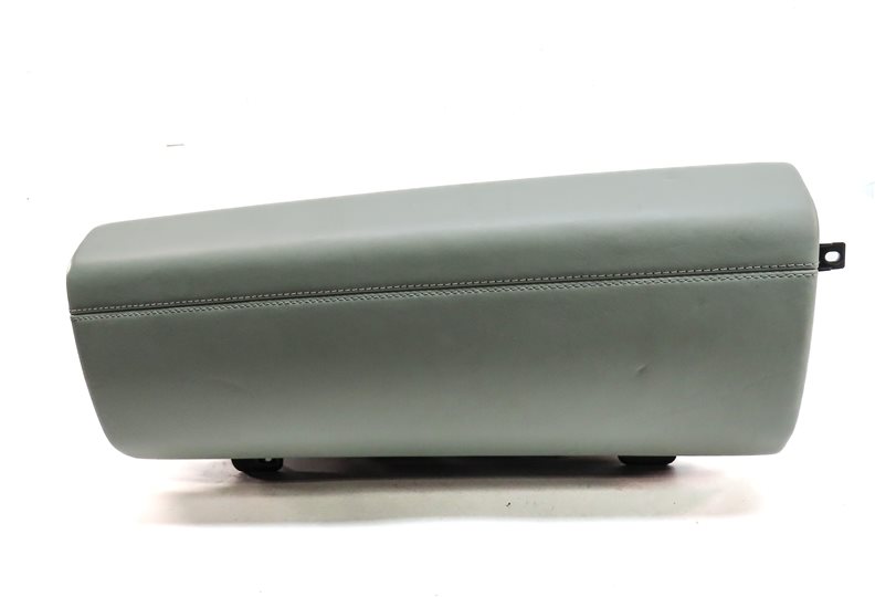 Thumbnail 3: 2017-2023 LAND ROVER DISCOVERY (L462) RIGHT PASSENGER UPPER GLOVE BOX (GLACIER)