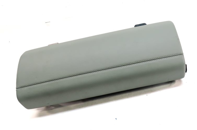 Thumbnail 8: 2017-2023 LAND ROVER DISCOVERY (L462) RIGHT PASSENGER UPPER GLOVE BOX (GLACIER)