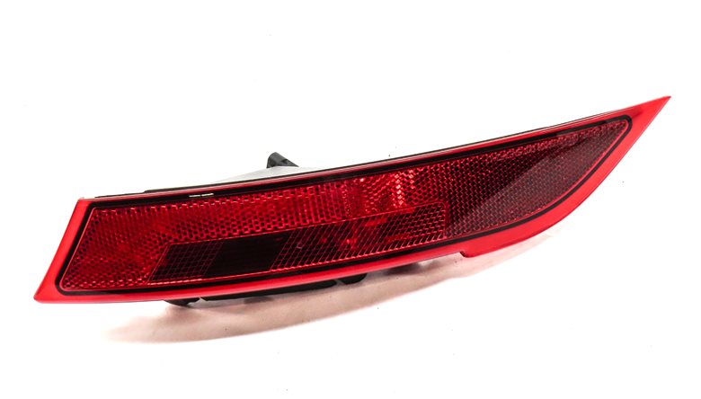 Thumbnail 3: 17-20 LAND ROVER DISCOVERY L462 REAR LEFT DRIVER LOWER BUMPER TAILLIGHT LAMP
