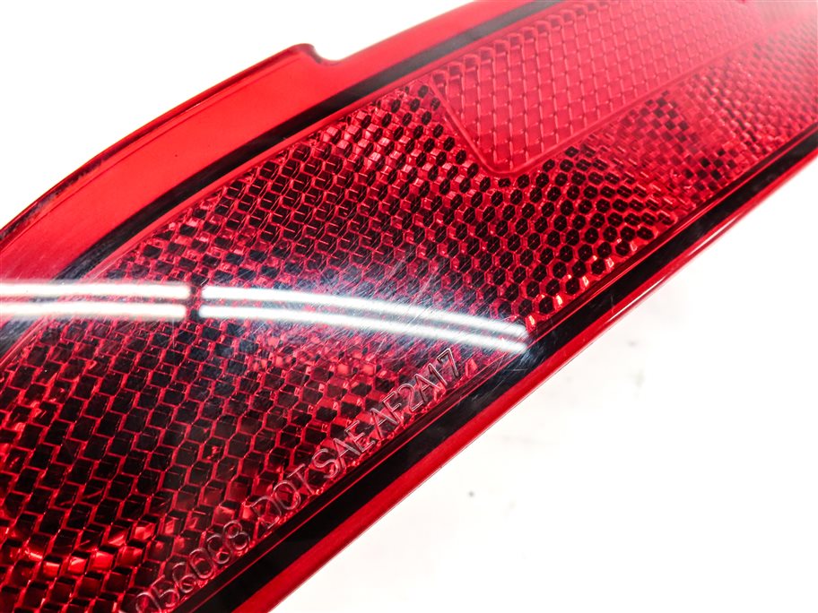Thumbnail 5: 17-20 LAND ROVER DISCOVERY L462 REAR LEFT DRIVER LOWER BUMPER TAILLIGHT LAMP