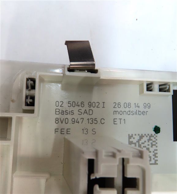 Thumbnail 7: 2015 AUDI A3 (8V) FRONT INTERIOR DOME MAP READING LIGHT LAMP w/SWITCHES (Gray)