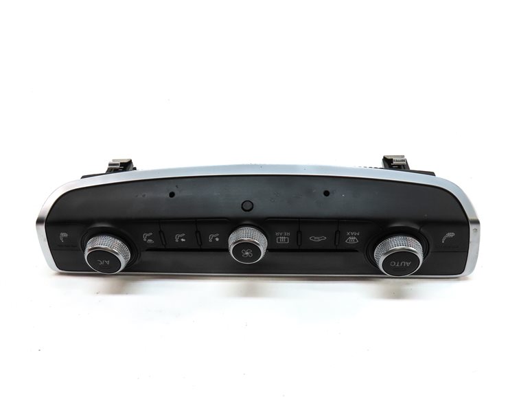 Thumbnail 3: 2015-2018 AUDI A3 S3 (8V) FRONT DUAL ZONE HEATER A/C TEMPERATURE CONTROL PANEL