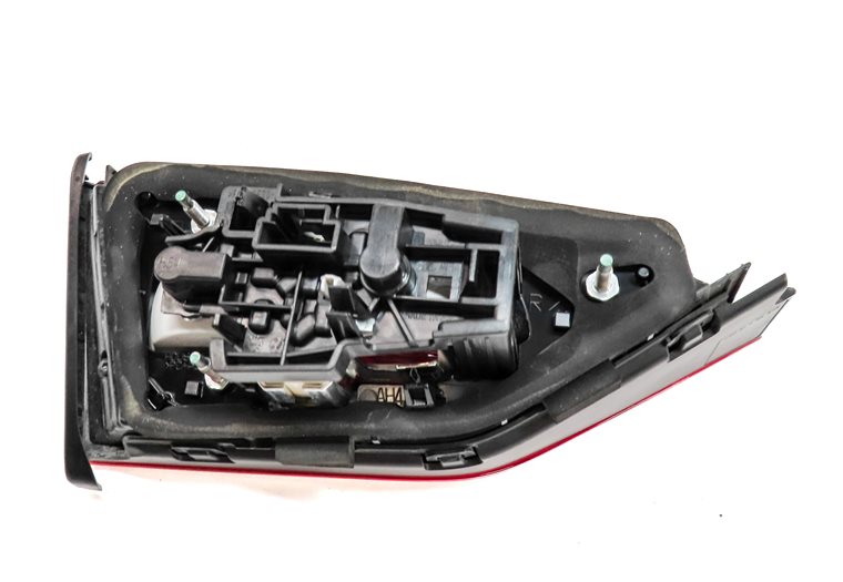 Thumbnail 5: 2015-2016 AUDI A3 S3 (8V) SEDAN CONVERTIBLE RIGHT INNER LED TAILLIGHT LIGHT LAMP