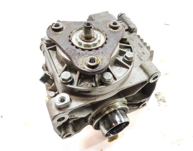 2016-2018 AUDI A3 (8V) QUATTRO AWD FRONT TRANSFER CASE ANGLE GEAR DRIVE