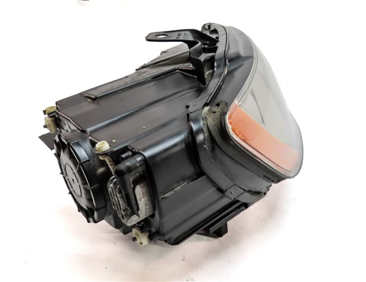 Thumbnail 4: 15-16 AUDI A3 (8V) RIGHT PASSENGER XENON HID HEADLIGHT LIGHT LAMP (8Q3 NON AFS)