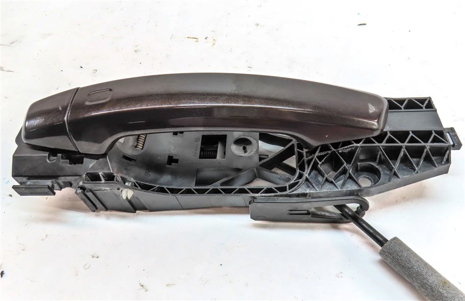 Thumbnail 4: 2016-2017 AUDI TT (MK3) REAR RIGHT PASSENGER DOOR HANDLE (Brown)
