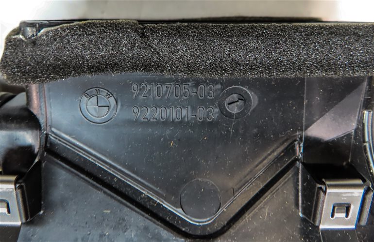 Thumbnail 6: 2012 BMW X5 (E70) FRONT CENTER DASH HEAT AIR AC HVAC DUAL VENT (Black)