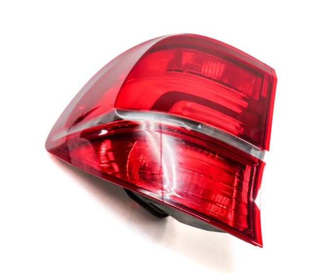 2011-2013 BMW X5 X5M (E70) RIGHT PASSENGER REAR OUTER TAILLIGHT BRAKE LIGHT LAMP