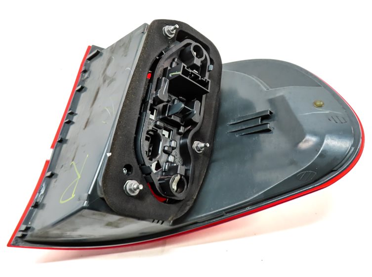 Thumbnail 8: 2011-2013 BMW X5 X5M (E70) RIGHT PASSENGER REAR OUTER TAILLIGHT BRAKE LIGHT LAMP