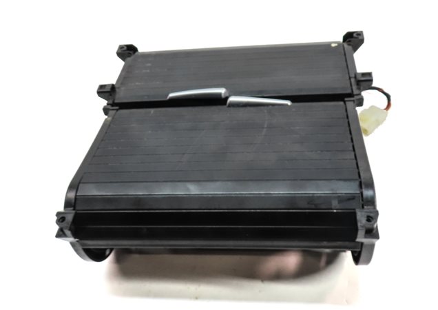 Thumbnail 2: 2012 BMW X5 (E70) FRONT CENTER CONSOLE DUAL CUPHOLDER w/ 12V POWER SOCKET
