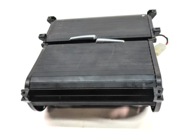 Thumbnail 3: 2012 BMW X5 (E70) FRONT CENTER CONSOLE DUAL CUPHOLDER w/ 12V POWER SOCKET
