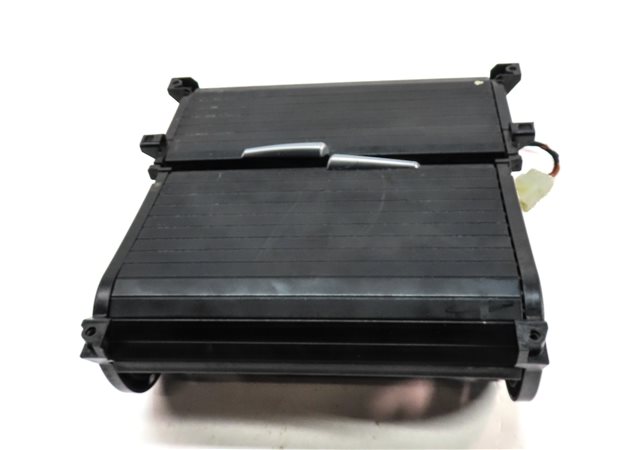 Thumbnail 4: 2012 BMW X5 (E70) FRONT CENTER CONSOLE DUAL CUPHOLDER w/ 12V POWER SOCKET