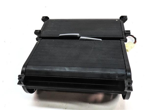 Thumbnail 5: 2012 BMW X5 (E70) FRONT CENTER CONSOLE DUAL CUPHOLDER w/ 12V POWER SOCKET