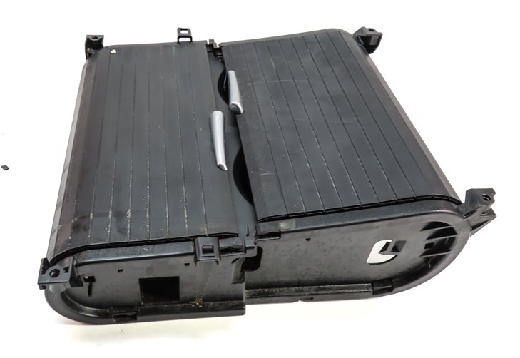 Thumbnail 6: 2012 BMW X5 (E70) FRONT CENTER CONSOLE DUAL CUPHOLDER w/ 12V POWER SOCKET