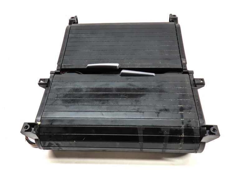 Thumbnail 7: 2012 BMW X5 (E70) FRONT CENTER CONSOLE DUAL CUPHOLDER w/ 12V POWER SOCKET