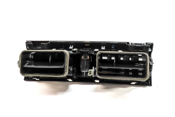 Thumbnail 3: 2011 BMW X5 (E70) FRONT CENTER DASH HEAT AIR AC HVAC DUAL VENT (Black)