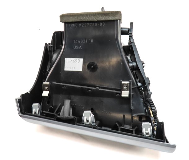 Thumbnail 4: 2011 BMW X5 (E70) FRONT RIGHT PASSENGER DASH HEAT AIR AC DUAL END VENT (Black)