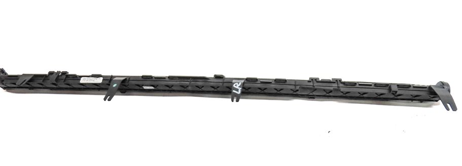 Thumbnail 4: 07-13 BMW X5 (E70) LEFT REAR DOOR RETRACTABLE WINDOW UV SUN SCREEN SHADE (BLACK)