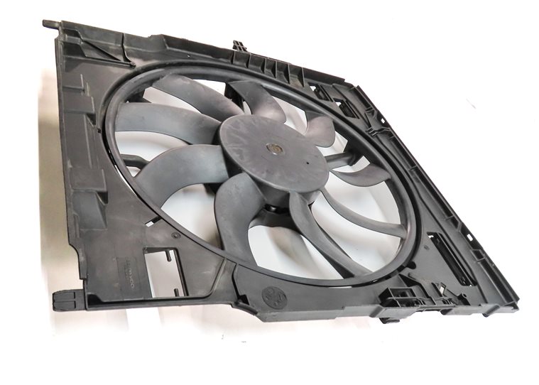 Thumbnail 3: 2009-2014 BMW X5 X6 (E70 E71) 3.0L N55 TURBO / 3.0L DIESEL COOLING FAN 850 WATT