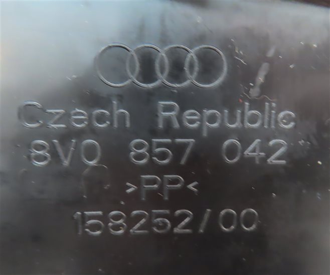 Thumbnail 7: 2015 AUDI S3 (8V) REAR CENTER CONSOLE HEAT AIR AC DUAL VENT w/12V POWER SOCKET