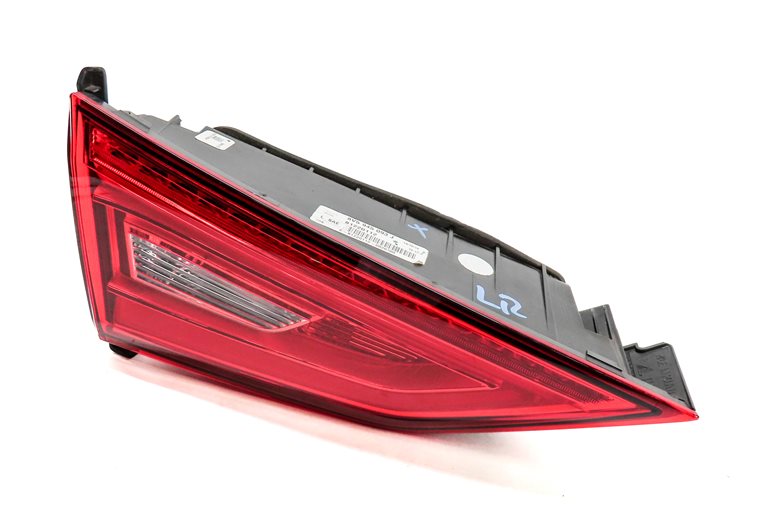 2015-2016 AUDI A3 S3 (8V) SEDAN CONVERTIBLE LEFT INNER LED TAILLIGHT LIGHT LAMP