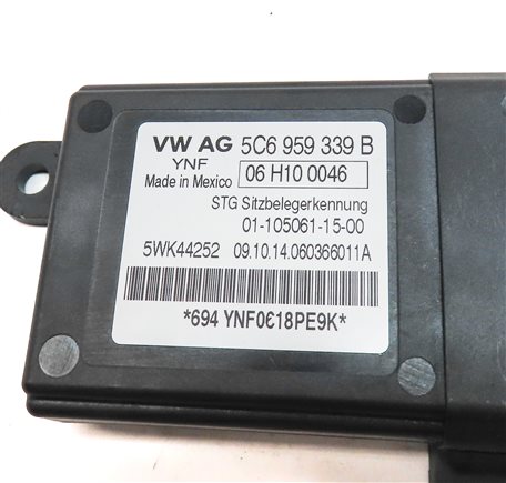 Thumbnail 6: 2015 AUDI S3 (8V) PASSENGER SEAT OCCUPANCY CONTROL MODULE