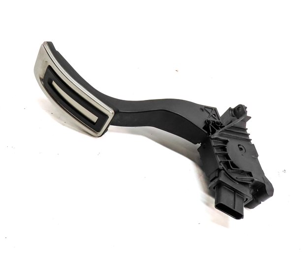 2015 AUDI S3 (8V) 2.0L (CYFB) DRIVER ACCELERATOR THROTTLE GAS PEDAL ASSEMBLY
