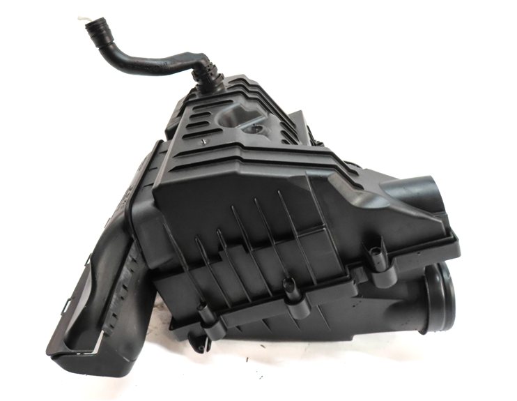 Thumbnail 4: 2015-2018 AUDI S3 TT (8V MK3) 2.0L TURBO ENGINE AIR INTAKE FILTER BOX