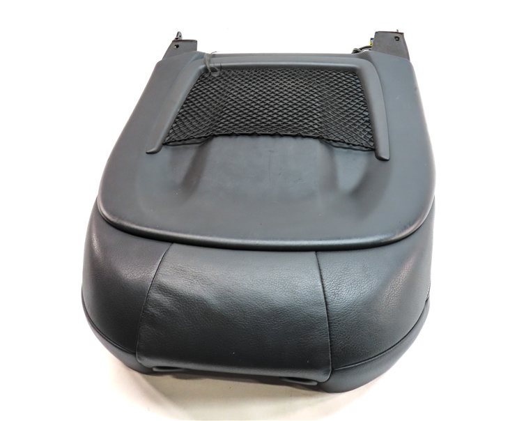 Thumbnail 7: 2015 AUDI S3 (8V) FRONT LEFT DRIVER UPPER SPORT SEAT BACK w/HEAT (Black/Silver)