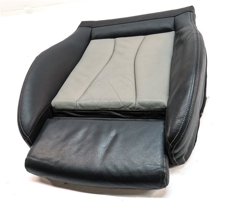 Thumbnail 2: 15 AUDI S3 (8V) FRONT LEFT DRIVER LOWER SPORT HEATED SEAT CUSHION (Black/Silver)