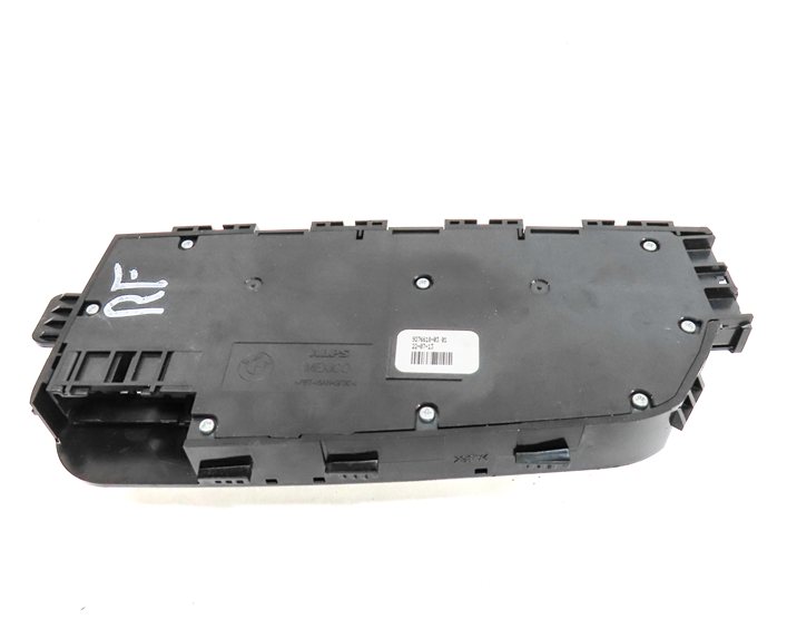 Thumbnail 5: 2014 BMW 328IGT (F34) FRONT RIGHT PASSENGER SEAT POSITION ADJUST SWITCH w/LUMBAR