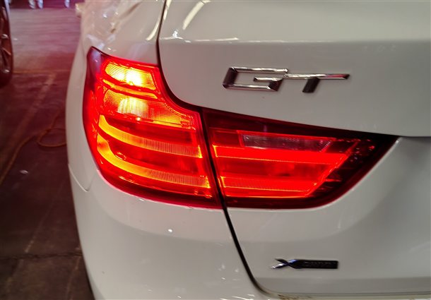 Thumbnail 2: 14-16 BMW 328iGT 335iGT (F34) REAR LEFT INNER TAILLIGHT TAIL LIGHT LAMP (LED)