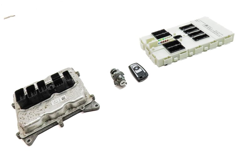 Thumbnail 3: 13-18 BMW 328i 428i 528i X3 X4 (F30 F32) 2.0L N26 ENGINE DME BCM MODULE KEY SET