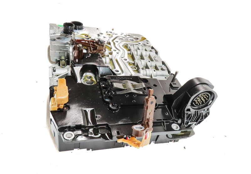 Thumbnail 4: 14-18 BMW 3 4 GT X3 X4 (F30 F32 F34) X-DRIVE 8HP-45 AUTO TRANSMISSION VALVE BODY