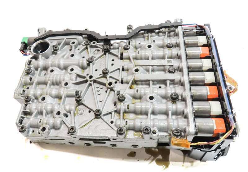 Thumbnail 8: 14-18 BMW 3 4 GT X3 X4 (F30 F32 F34) X-DRIVE 8HP-45 AUTO TRANSMISSION VALVE BODY