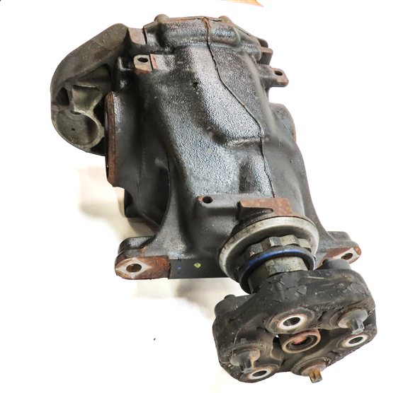 Thumbnail 3: 12-18 BMW 328i 335i 428i 435i (F30 F31 F32 F33) REAR DIFFERENTIAL CARRIER (3.15)