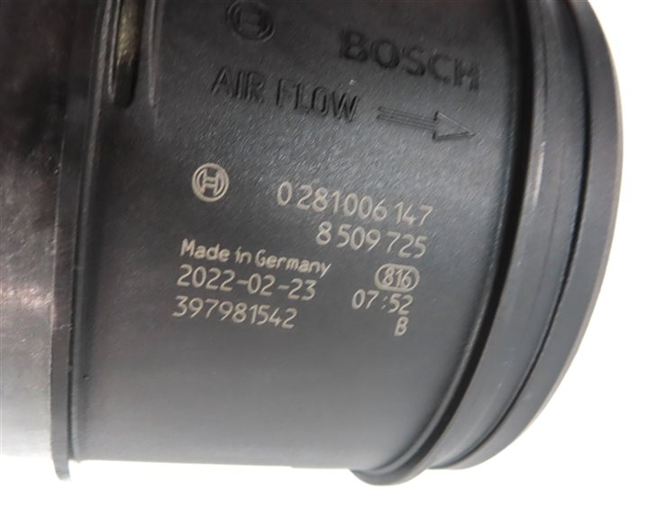 Thumbnail 6: 10-18 BMW 335i 535i X5 X6 (E83 E87 E90 F10 F15) 3.0L ENGINE MASS AIR FLOW SENSOR
