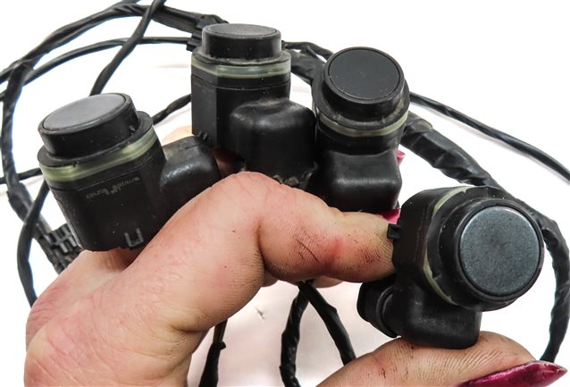 Thumbnail 4: 2013 BMW X5 (E70) REAR PARK ASSIST PDC DISTANCE CONTROL WIRE SENSOR SET/4 (Gray)