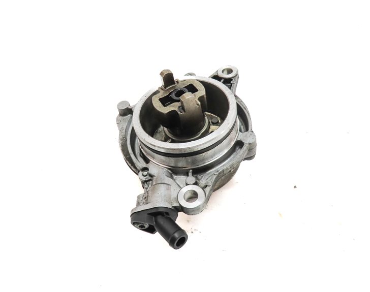 Thumbnail 2: 2009-2013 BMW X5 335D (E70 E90) 3.0L M57Y TURBO DIESEL ENGINE BRAKE VACUUM PUMP