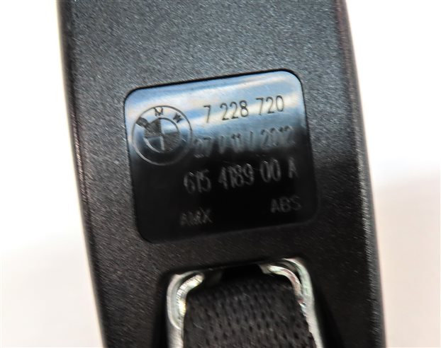 Thumbnail 9: 2013 BMW X5 (E70) REAR 2ND ROW LEFT CENTER RIGHT SEATBELT BUCKLE RECEIVER SET/3