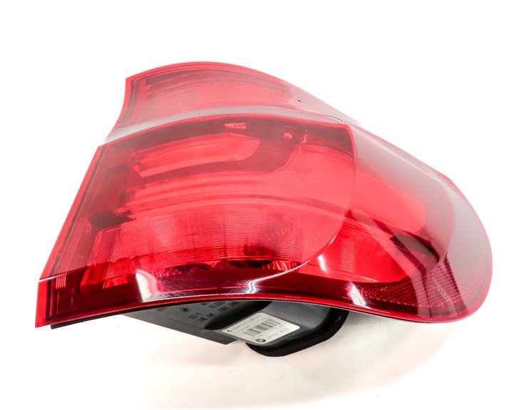 Thumbnail 4: 2011-2013 BMW X5 X5M (E70) RIGHT PASSENGER REAR OUTER TAILLIGHT BRAKE LIGHT LAMP