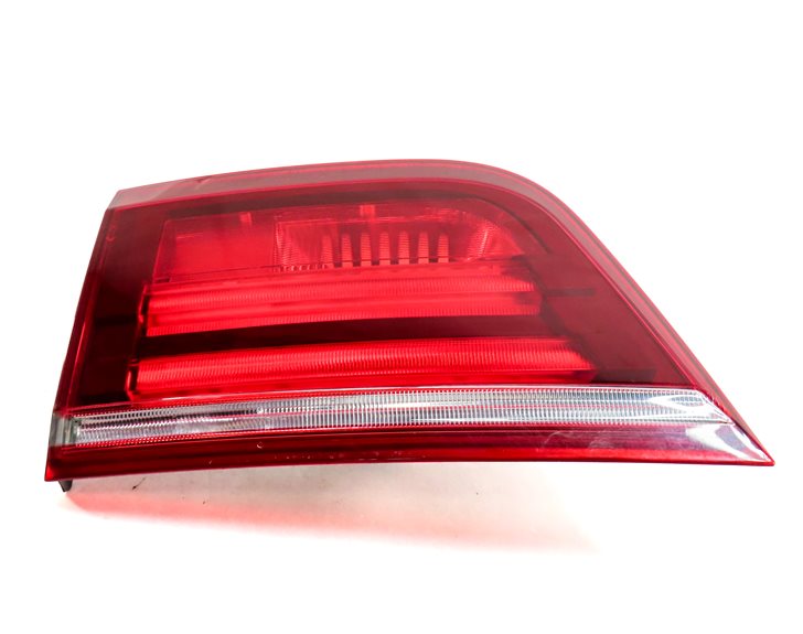 Thumbnail 5: 11-13 BMW X5 X5M (E70) RIGHT PASSENGER INNER TAILLIGHT LIGHT LAMP (INCANDESCENT)