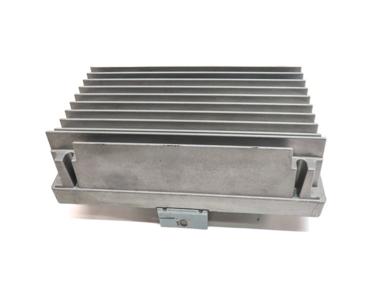 Thumbnail 6: 2011-2013 BMW X5 X5M (E70 E71) RADIO STEREO MEDIA AUDIO AMP AMPLIFIER (LEAR)