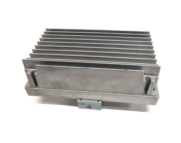 Thumbnail 7: 2011-2013 BMW X5 X5M (E70 E71) RADIO STEREO MEDIA AUDIO AMP AMPLIFIER (LEAR)