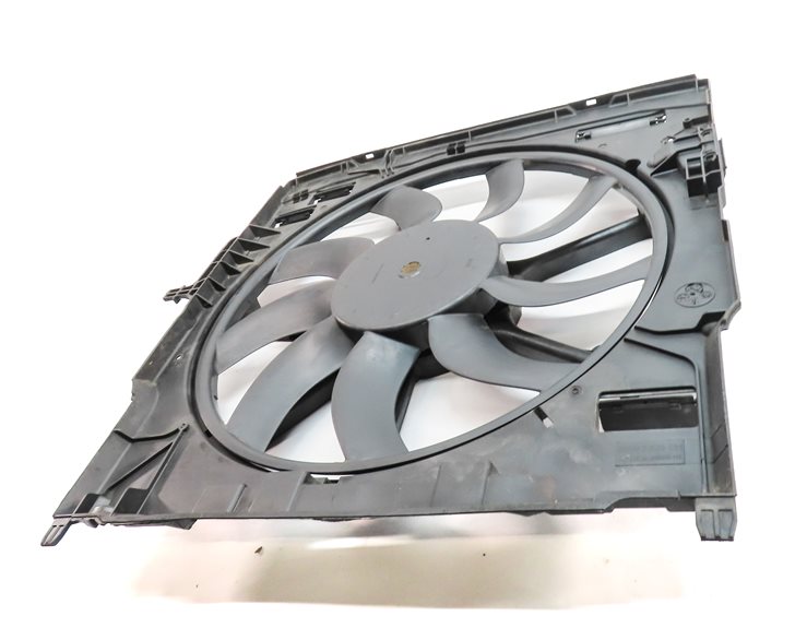 Thumbnail 2: 2009-2014 BMW X5 X6 (E70 E71) 3.0L N55 TURBO / 3.0L DIESEL COOLING FAN 850 WATT